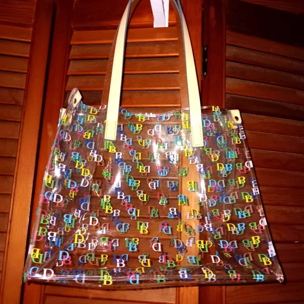 Dooney and Bourke clear rainbow 🌈